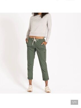 Vuori Ripstop Olive Women’s Pants - Small